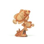 NEMO ON CORAL W/BABY LIKE WOOD